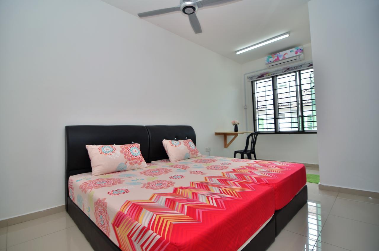 Impianacasa Kluang Homestay المظهر الخارجي الصورة