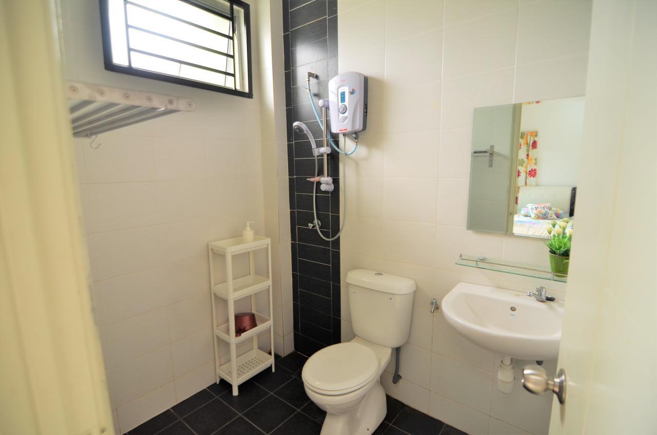 Impianacasa Kluang Homestay المظهر الخارجي الصورة