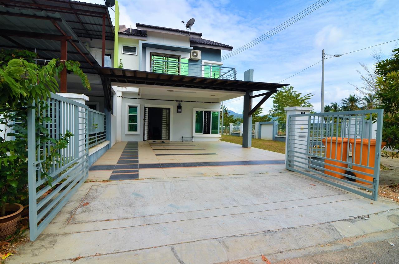 Impianacasa Kluang Homestay المظهر الخارجي الصورة